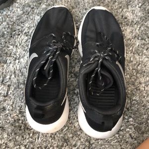 Nike black sneakers